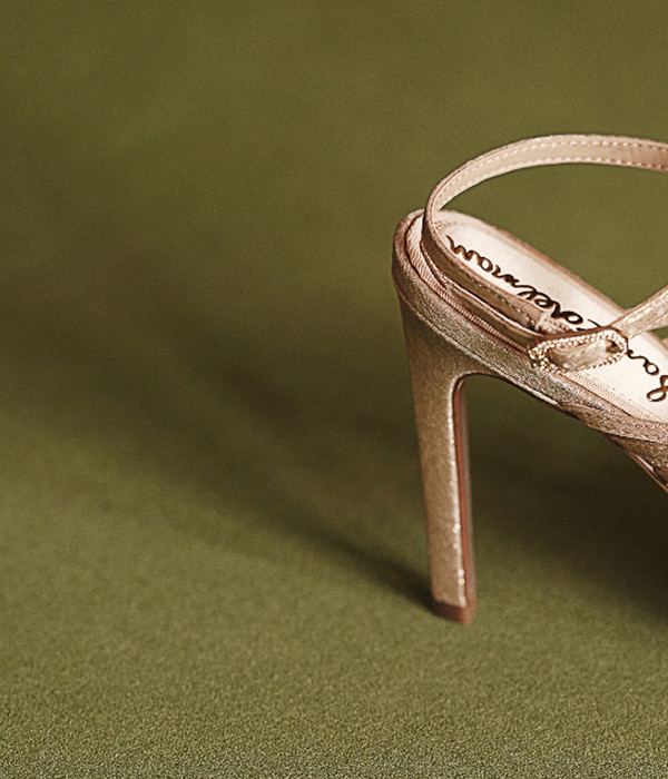 iman strappy heeled sandal in gold