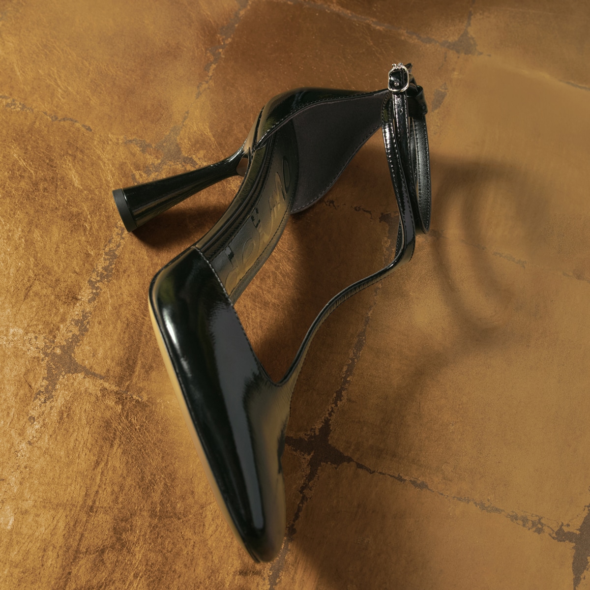 heels, featuring the t-strap everett pump