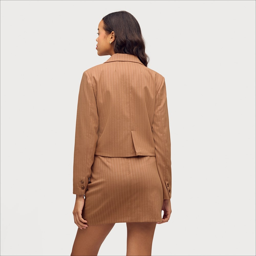 Leila Crop Blazer