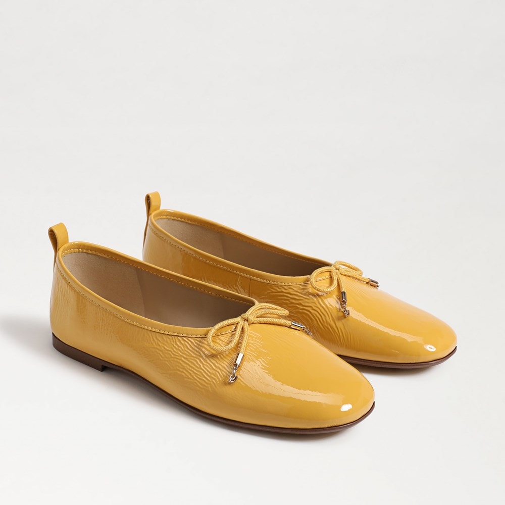 Ari Ballet Flat
