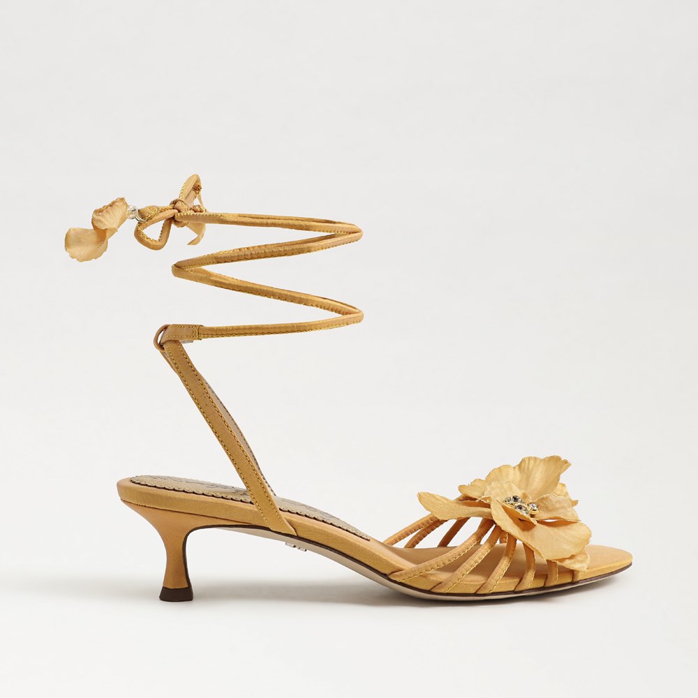 Carla Lace Up Kitten Heel - Right
