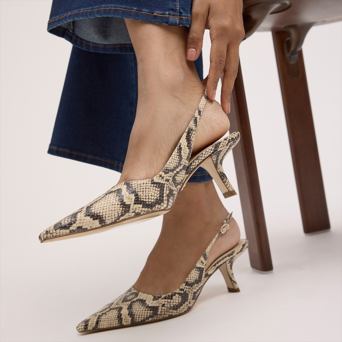 【Sam Edelman】◆大人気◆BIANKA MESH SLINGBACK HEEL◆IVORY◆ Sam Edelman Bianka Slingback Pump | Women's Heels