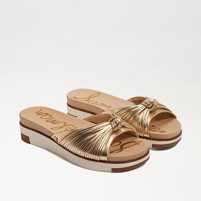 meg flat sam edelman