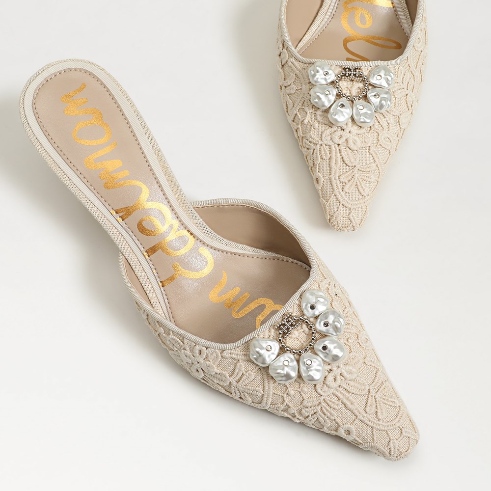 Brit Orchid Kitten Heel Mule - Detail
