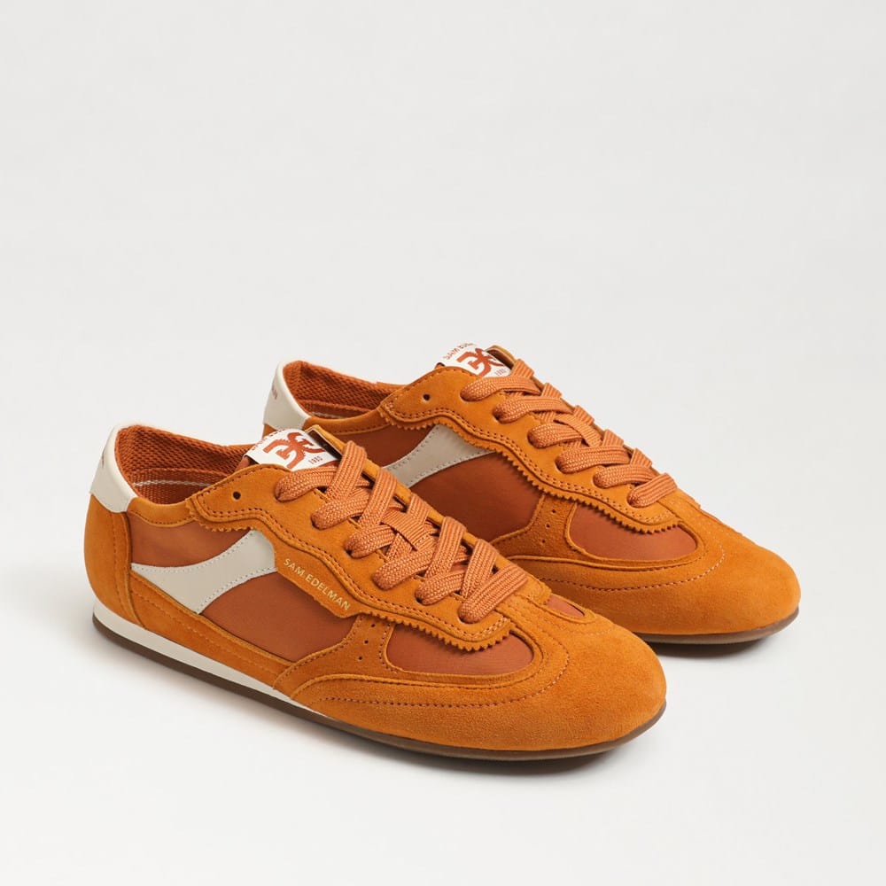 Camillia Sneaker