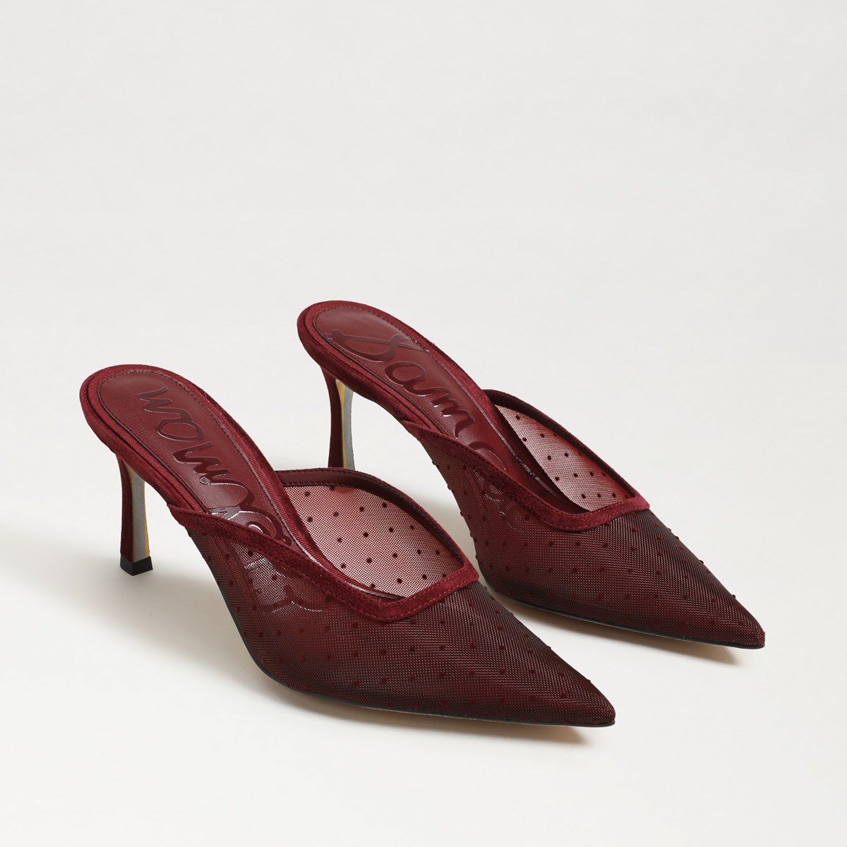 bridesmaid dresses shoes What Color Shoes Should Bridesmaids Wear?