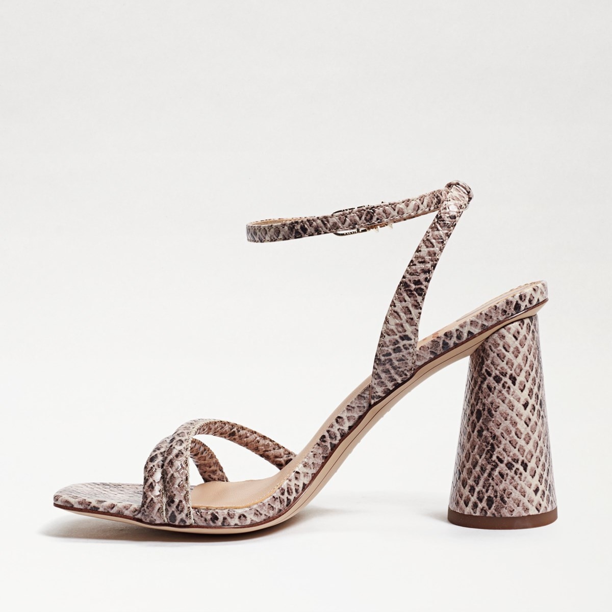 sam edelman kia heel