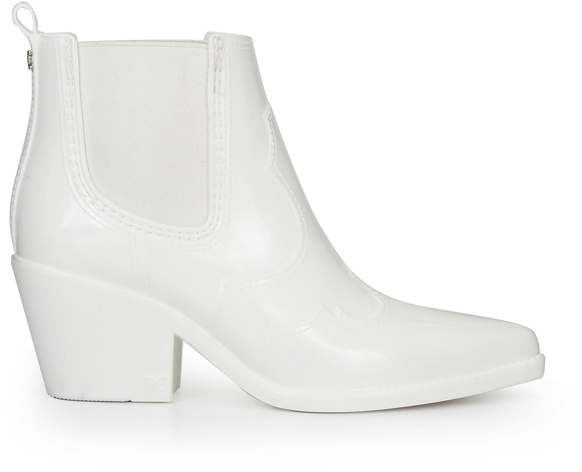pointed toe rain boots