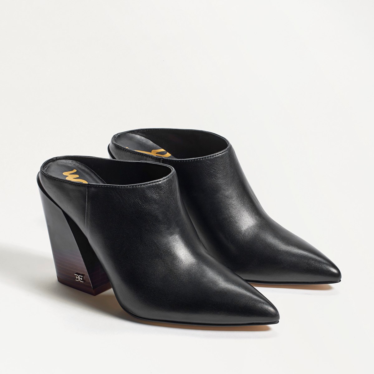 pointed toe clogs