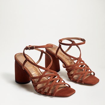 walkaroo chappal