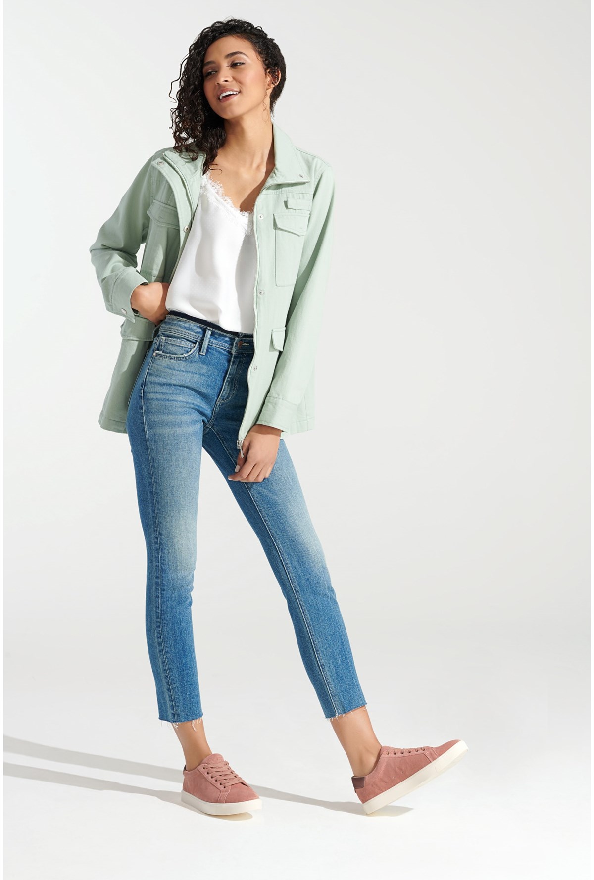 mid rise straight leg cropped jeans