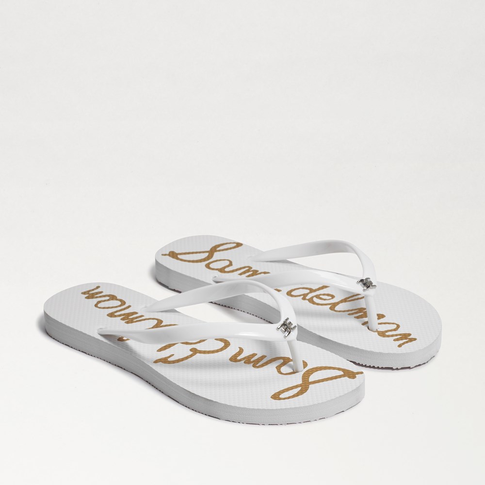 Flip flops deals under 1000
