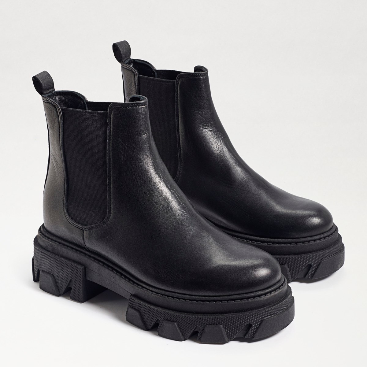 knee high stilettos