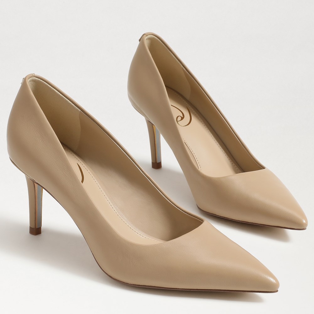 Vienna Pointed Toe Pump - Detail