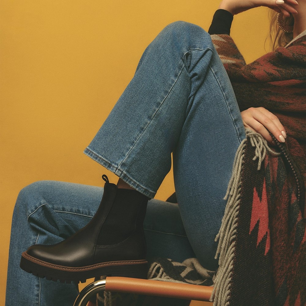 Laguna Chelsea Boot - LifeStyle