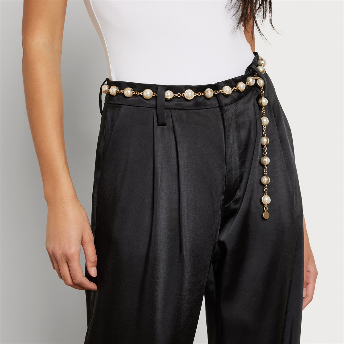 Sam Edelman Pearl Chain Belt